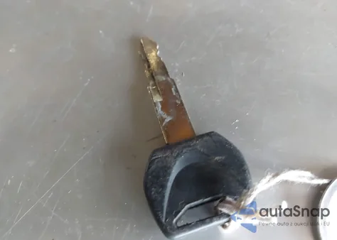 1998 Honda Civic Lx from USA, damaged, VIN 2HGEJ6571WH617554